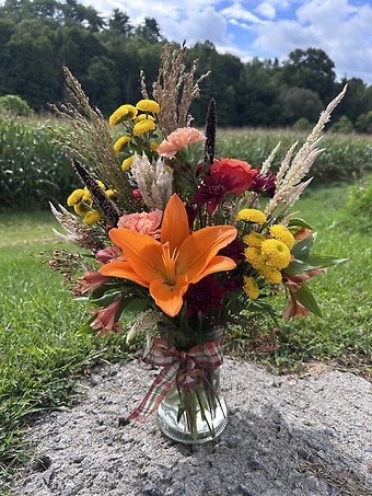 Fluffy Fall Bouquet